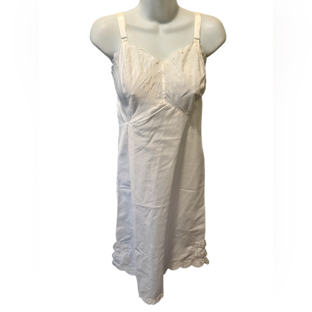 Vintage Barbizon Candie 50’s Scalloped Lace Midi Slip Sz 16 Ivory Side Zip VTG